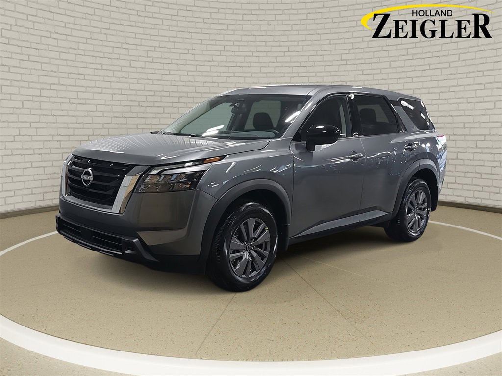New 2025 Nissan Pathfinder S