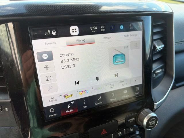 Used 2022 RAM 1500 Laramie w/ Sport Appearance Package AWD/4WD image 23