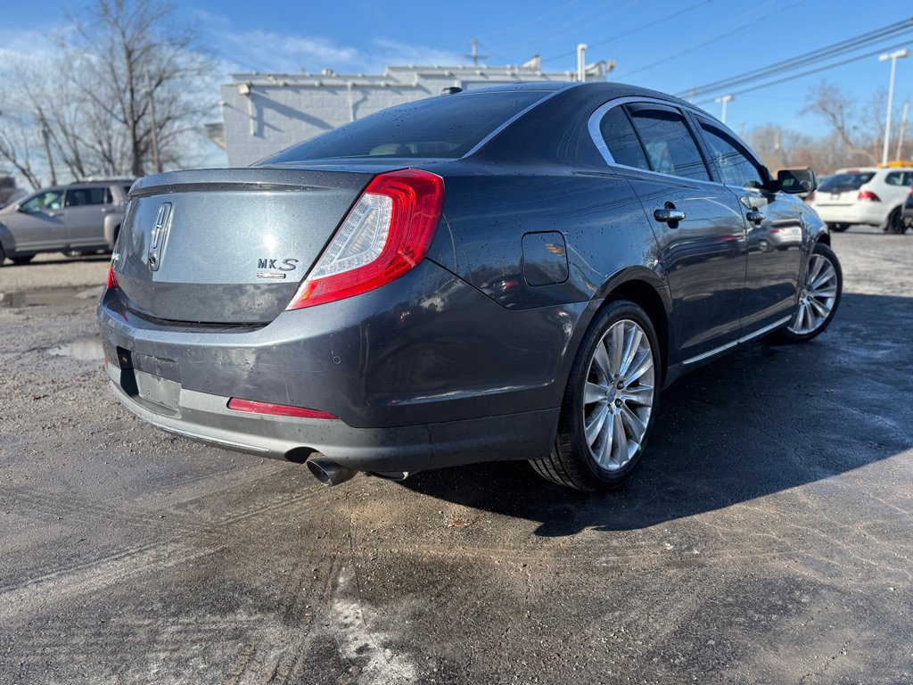 Used 2013 Lincoln MKS AWD image 6