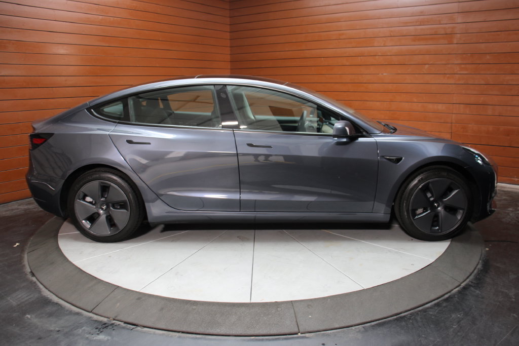 Used 2023 Tesla Model 3 Standard Range RWD image 22