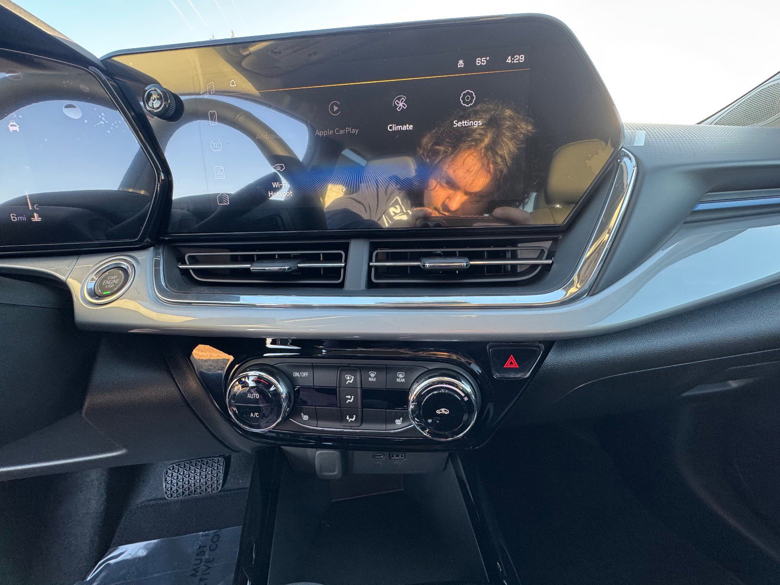 New 2026 Chevrolet Trax LT w/ Driver Confidence Package image 22