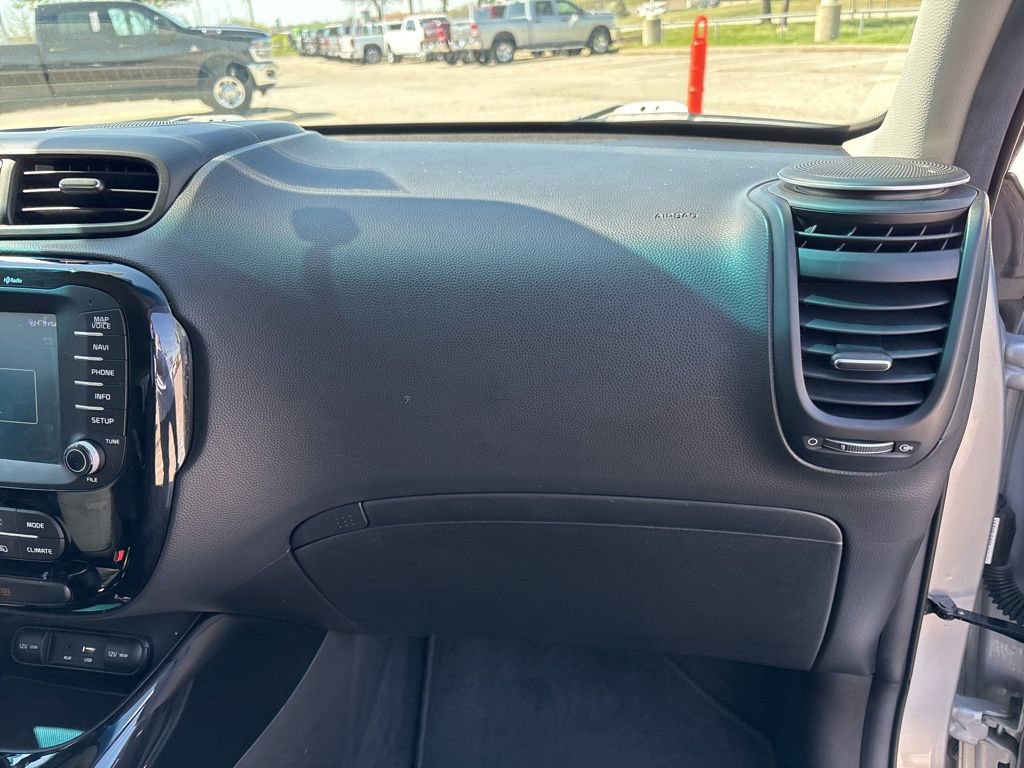 Used 2017 Kia Soul + w/ Audio Package image 52