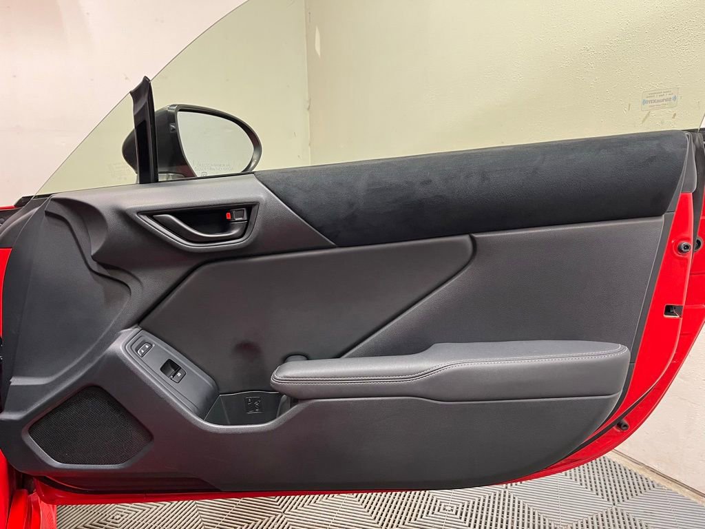 Used 2023 Toyota GR86 Premium RWD image 17