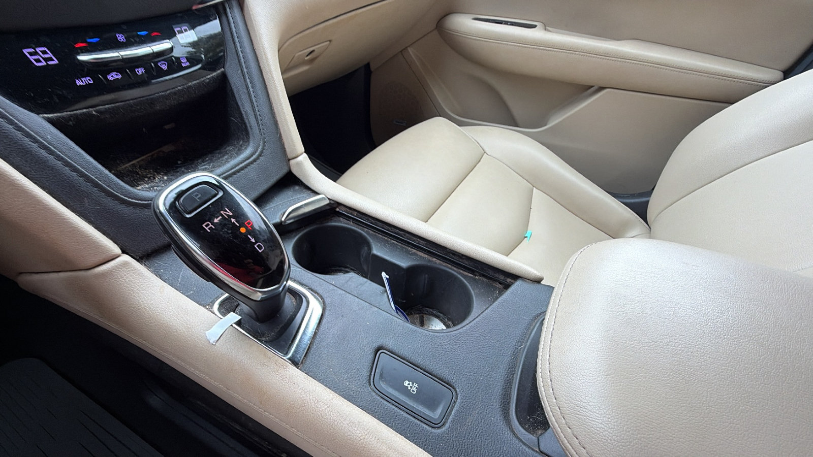 Used 2019 Cadillac XT5 FWD image 30