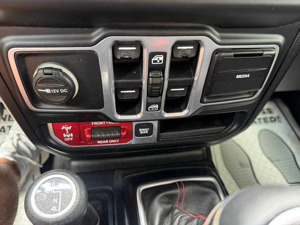 Used 2018 Jeep Wrangler Unlimited Rubicon image 23