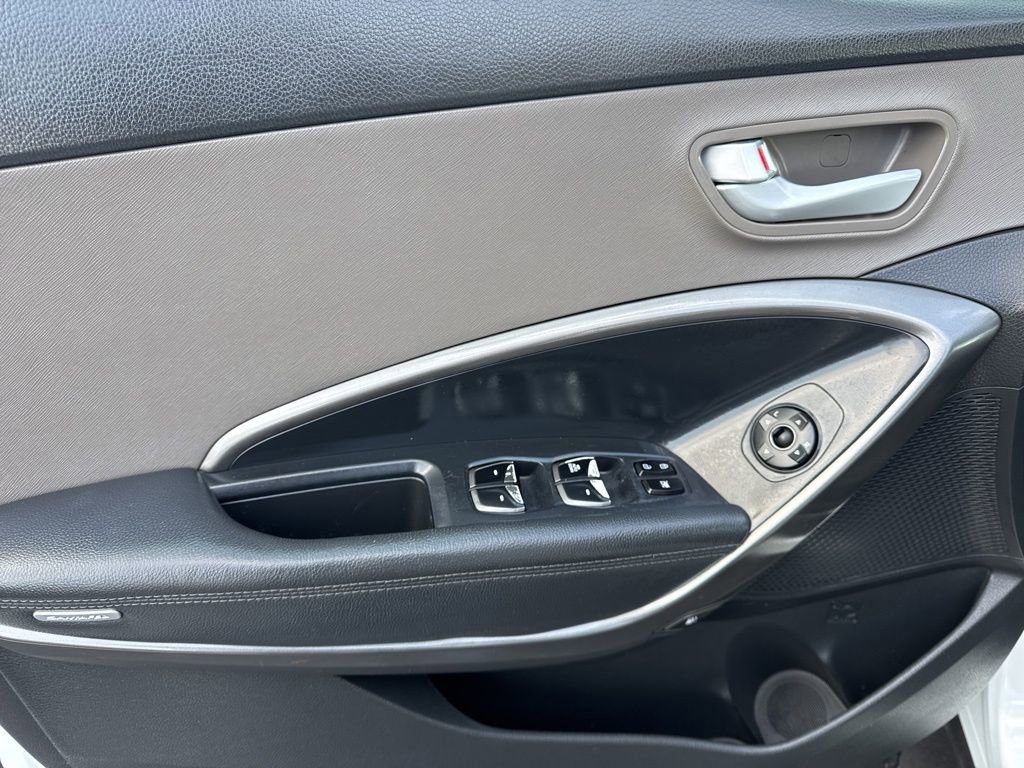 Used 2018 Hyundai Santa Fe Sport image 12