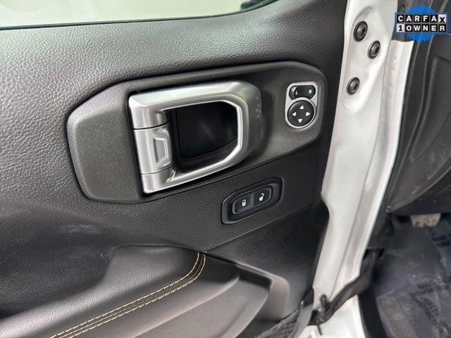 Used 2024 Jeep Wrangler Unlimited Sahara w/ Technology Group image 13