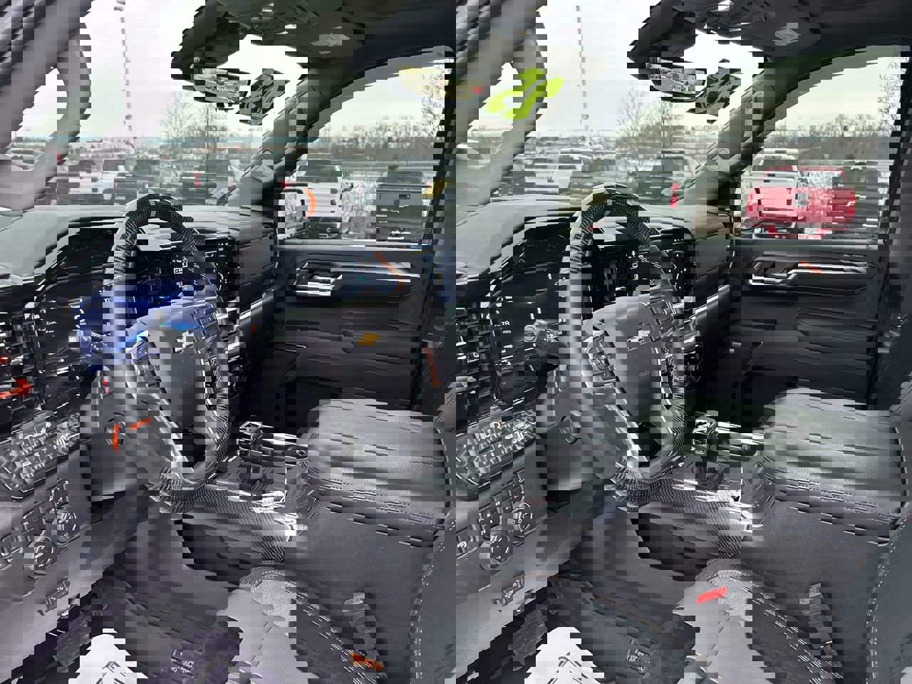 Used 2025 Chevrolet Silverado 1500 LTZ image 23