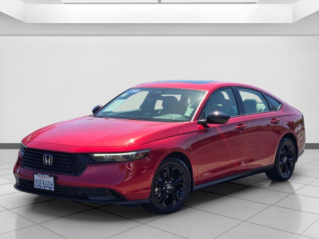 Certified 2025 Honda Accord SE image 9