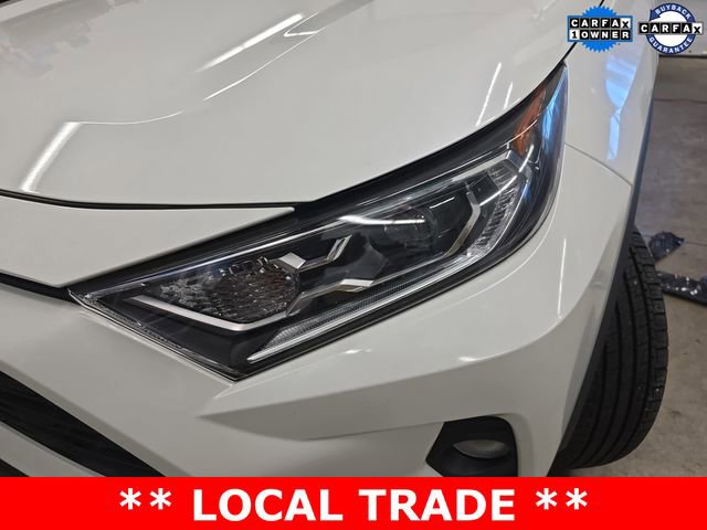Used 2021 Toyota RAV4 XLE Premium image 22