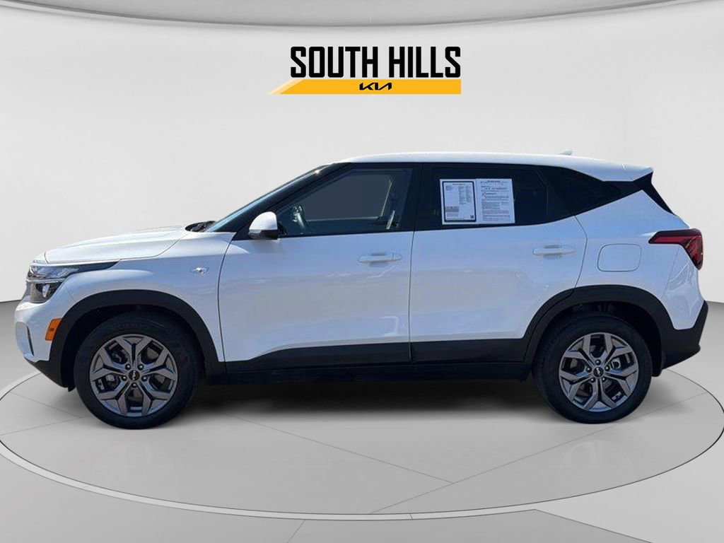 Certified 2024 Kia Seltos LX image 2