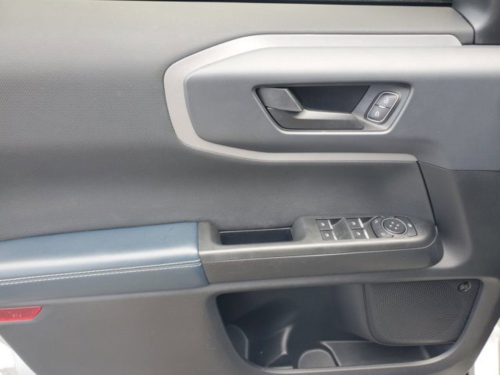 Used 2022 Ford Bronco Sport Outer Banks w/ Tech Package AWD/4WD image 12