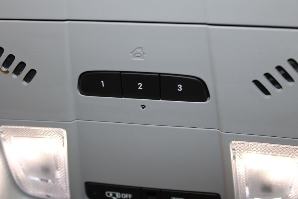 Used 2024 GMC Terrain SLT image 56