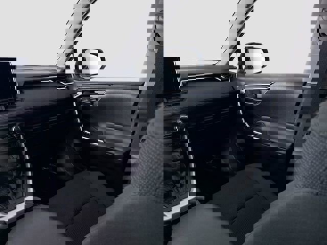 Certified 2025 Toyota RAV4 LE image 21