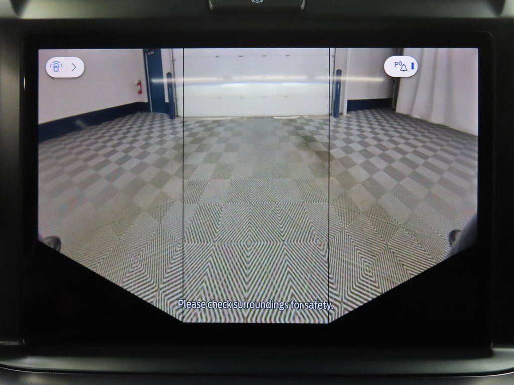 Used 2025 Ford F350 Platinum AWD/4WD image 27