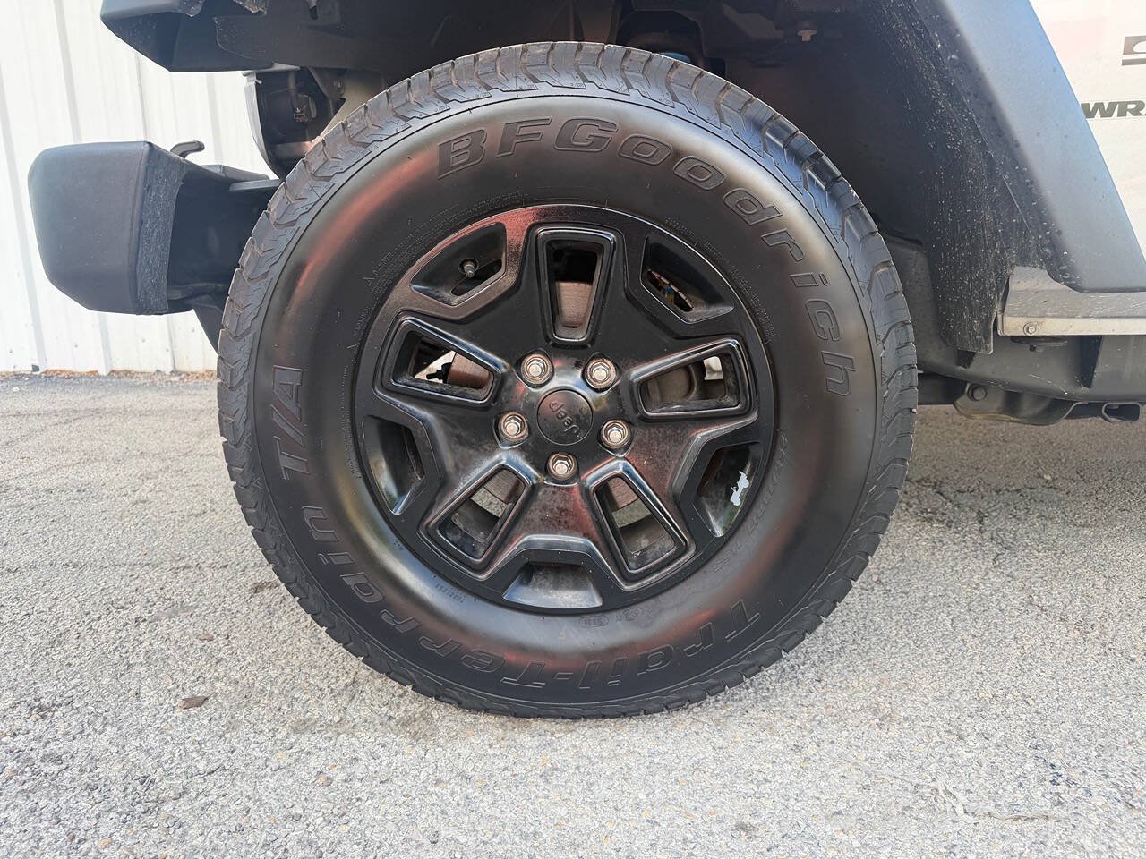 Used 2014 Jeep Wrangler Sport w/ 32" Tire & Wheel Group AWD/4WD image 23
