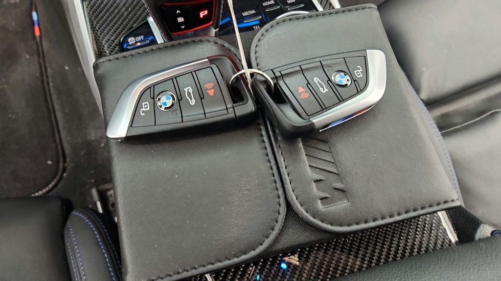 Used 2025 BMW M2 w/ Lighting Package image 35