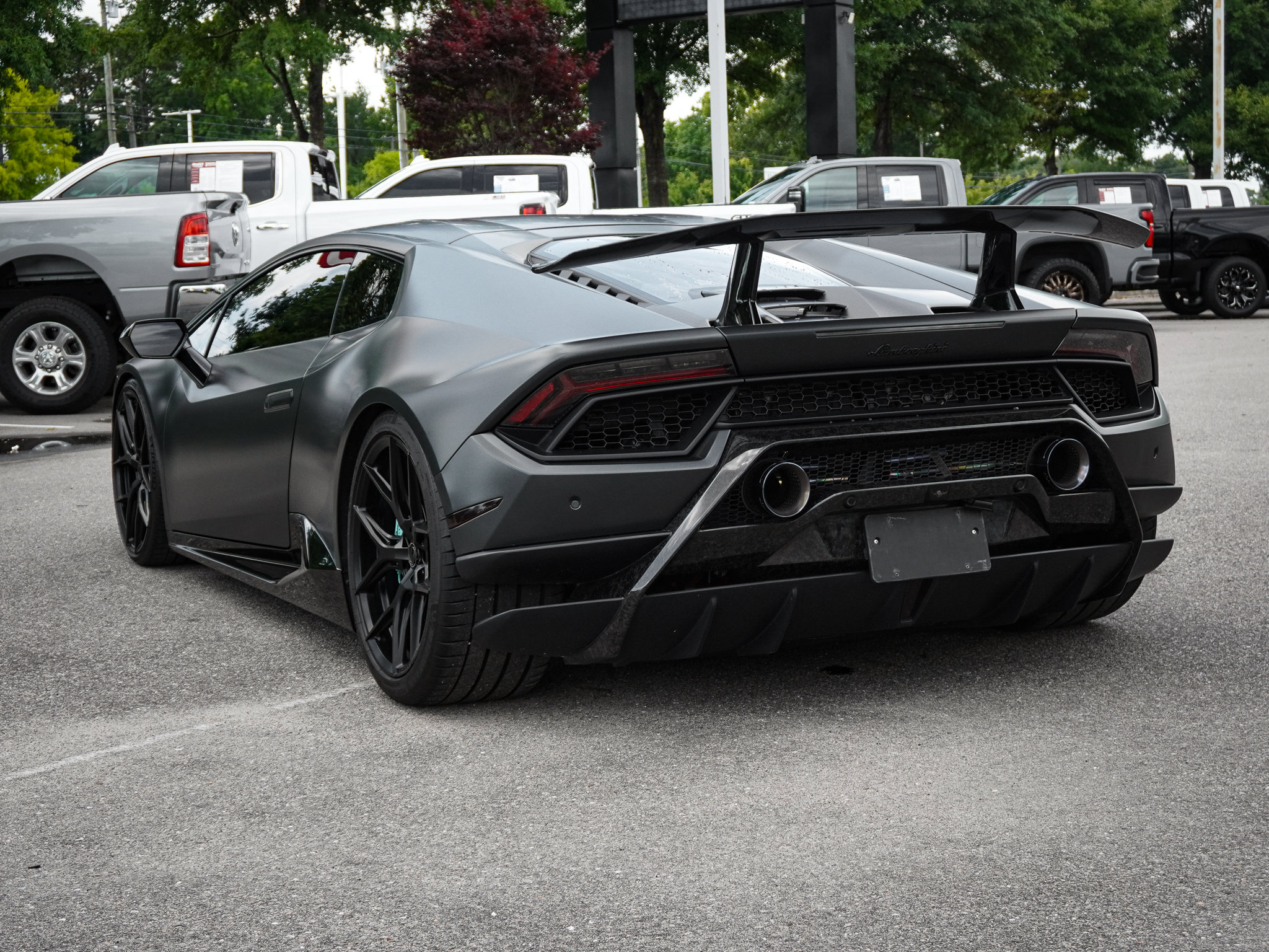 Used 2018 Lamborghini Huracan Performante AWD/4WD image 8