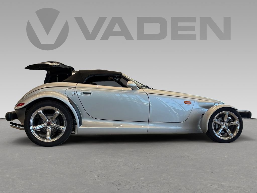 Used 2000 Plymouth Prowler image 6