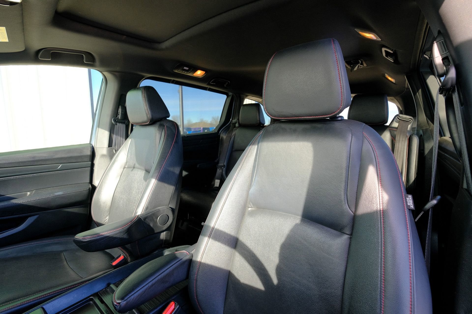 Used 2023 Honda Odyssey Sport image 26