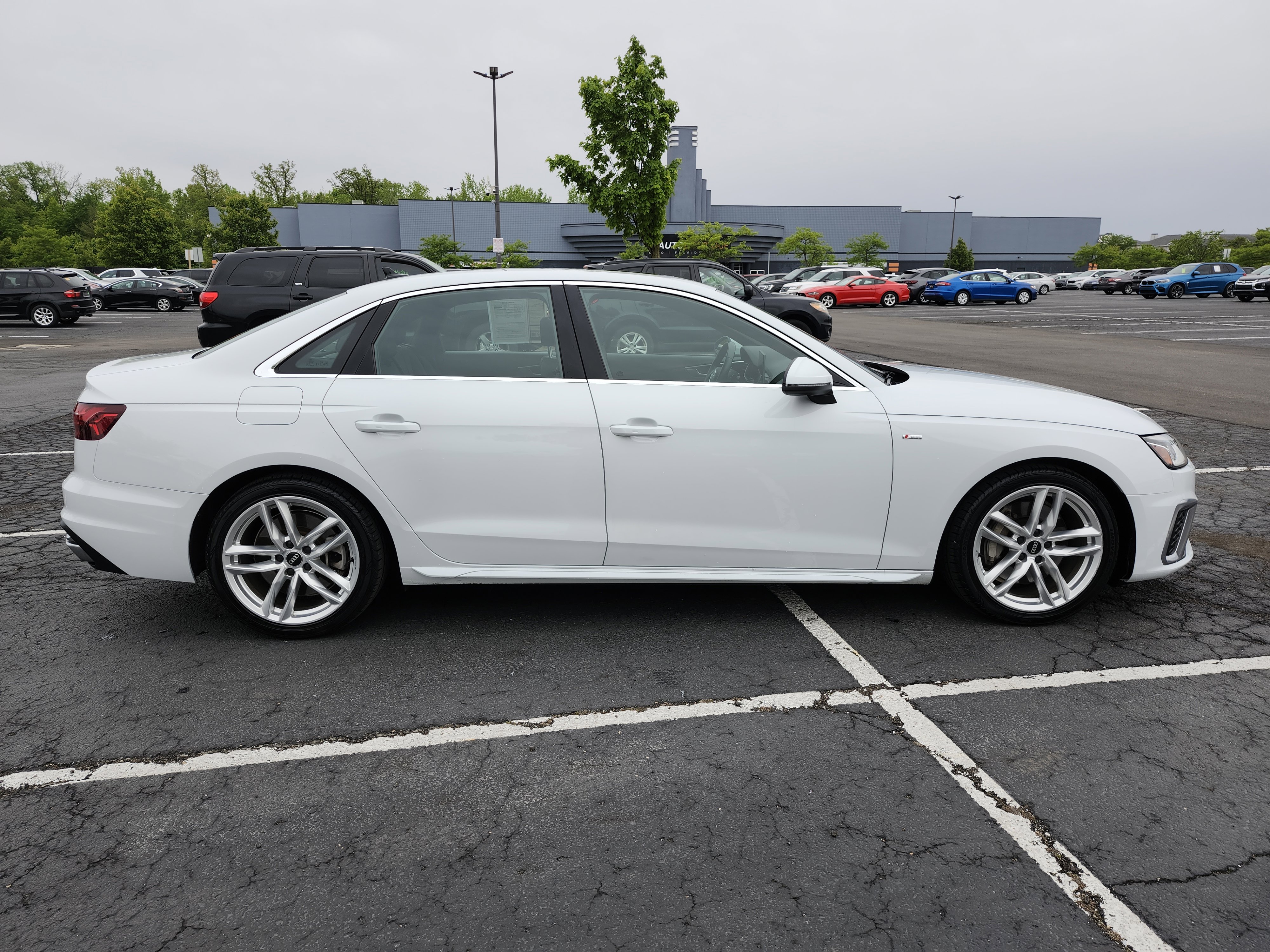 Used 2022 Audi A4 2.0T Premium Plus AWD/4WD image 19