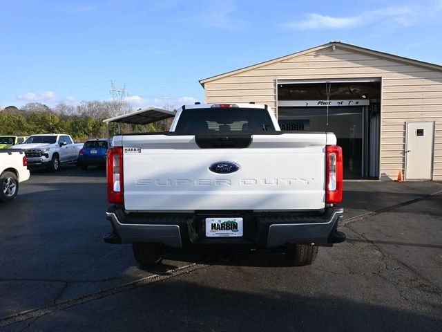 Used 2025 Ford F350 XLT image 6