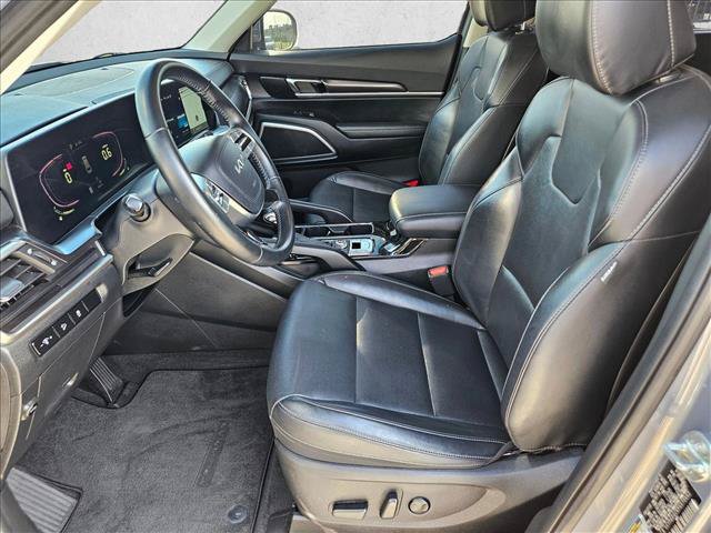 Used 2023 Kia Telluride S AWD/4WD image 16