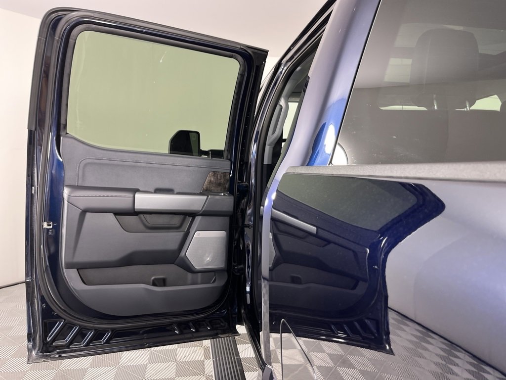 Certified 2025 Ford F350 Lariat image 11