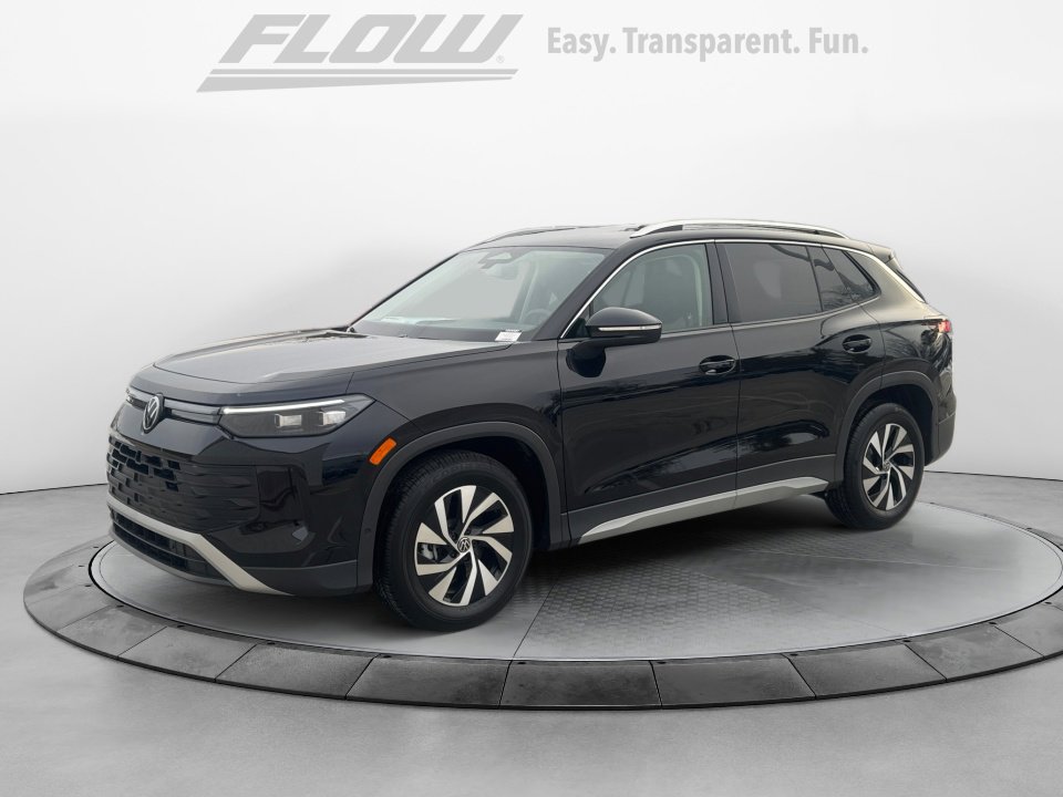 New 2026 Volkswagen Tiguan S FWD image 3