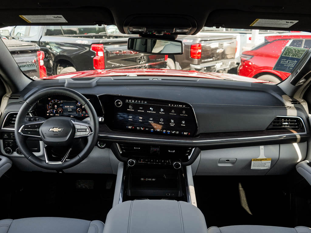 New 2025 Chevrolet Suburban Premier image 15