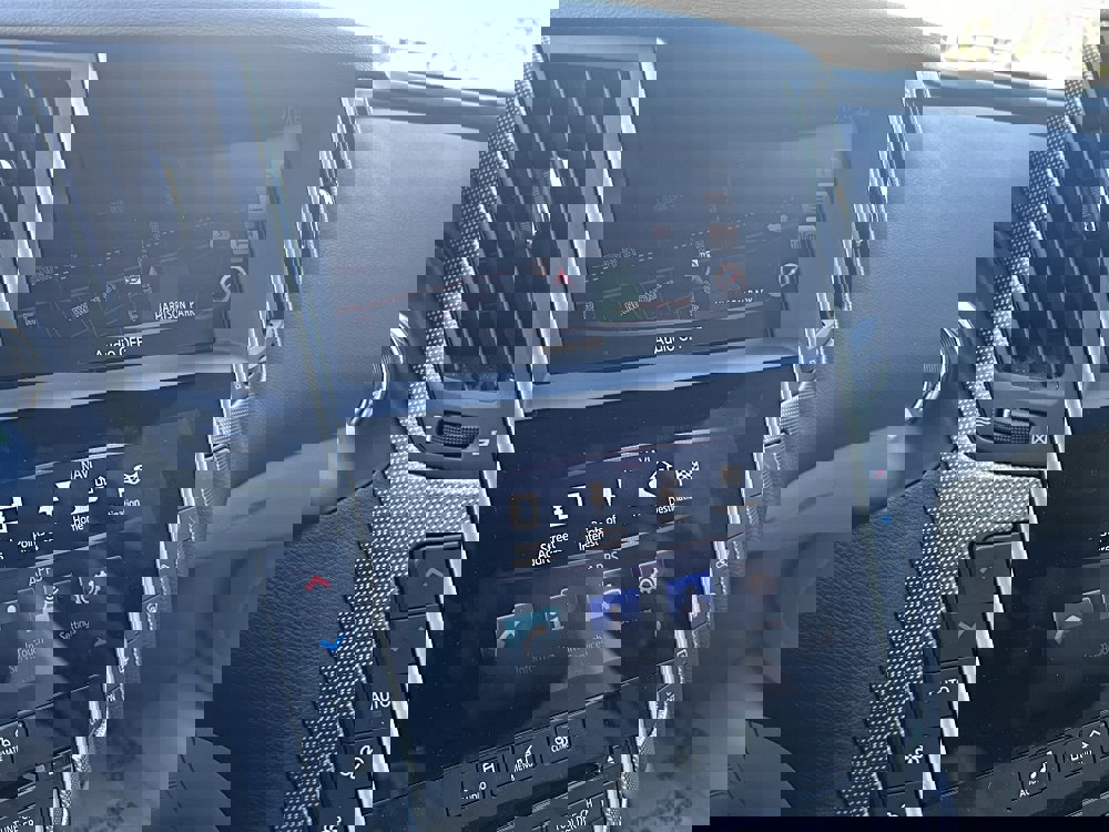 Used 2016 INFINITI Q50 Premium w/ Driver Assistance Package image 16