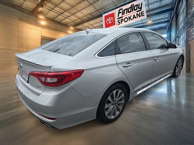 Used 2017 Hyundai Sonata Sport FWD image 4