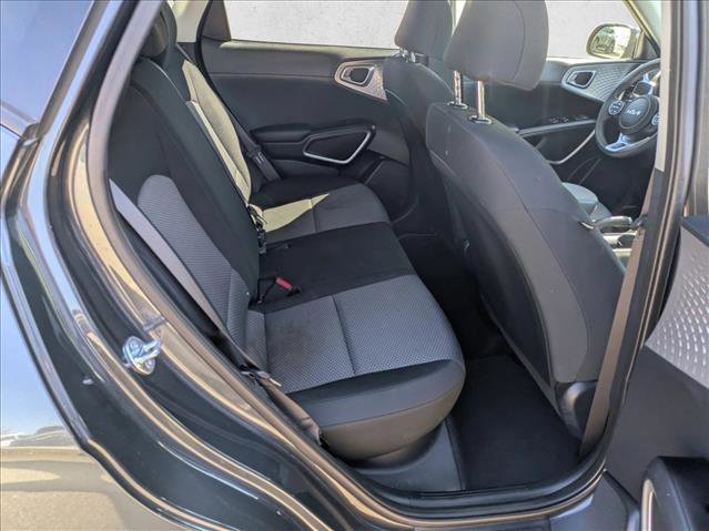 Used 2025 Kia Soul LX w/ LX Technology Package image 17