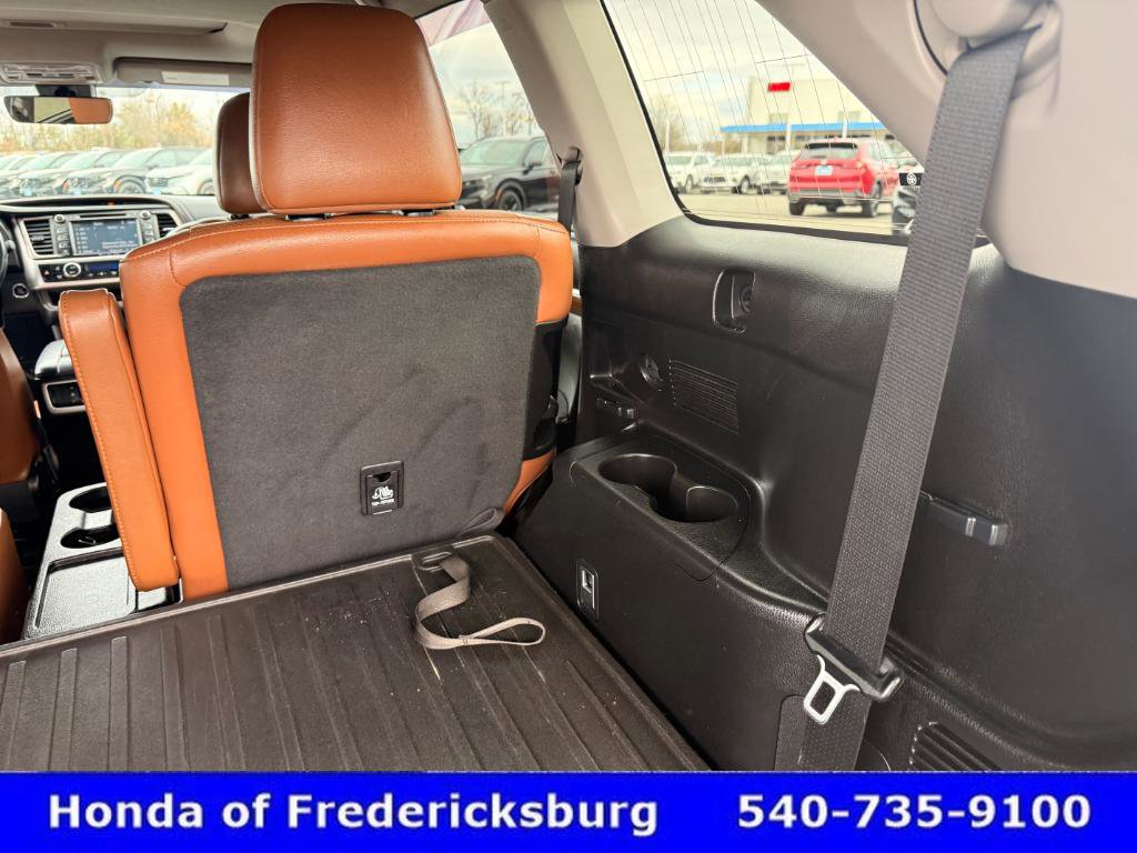 Used 2017 Toyota Highlander Limited image 41