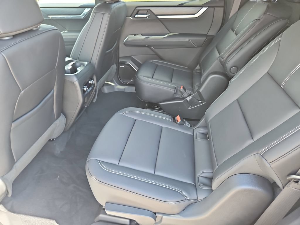 New 2026 GMC Acadia Elevation w/ Black Edition FWD image 13