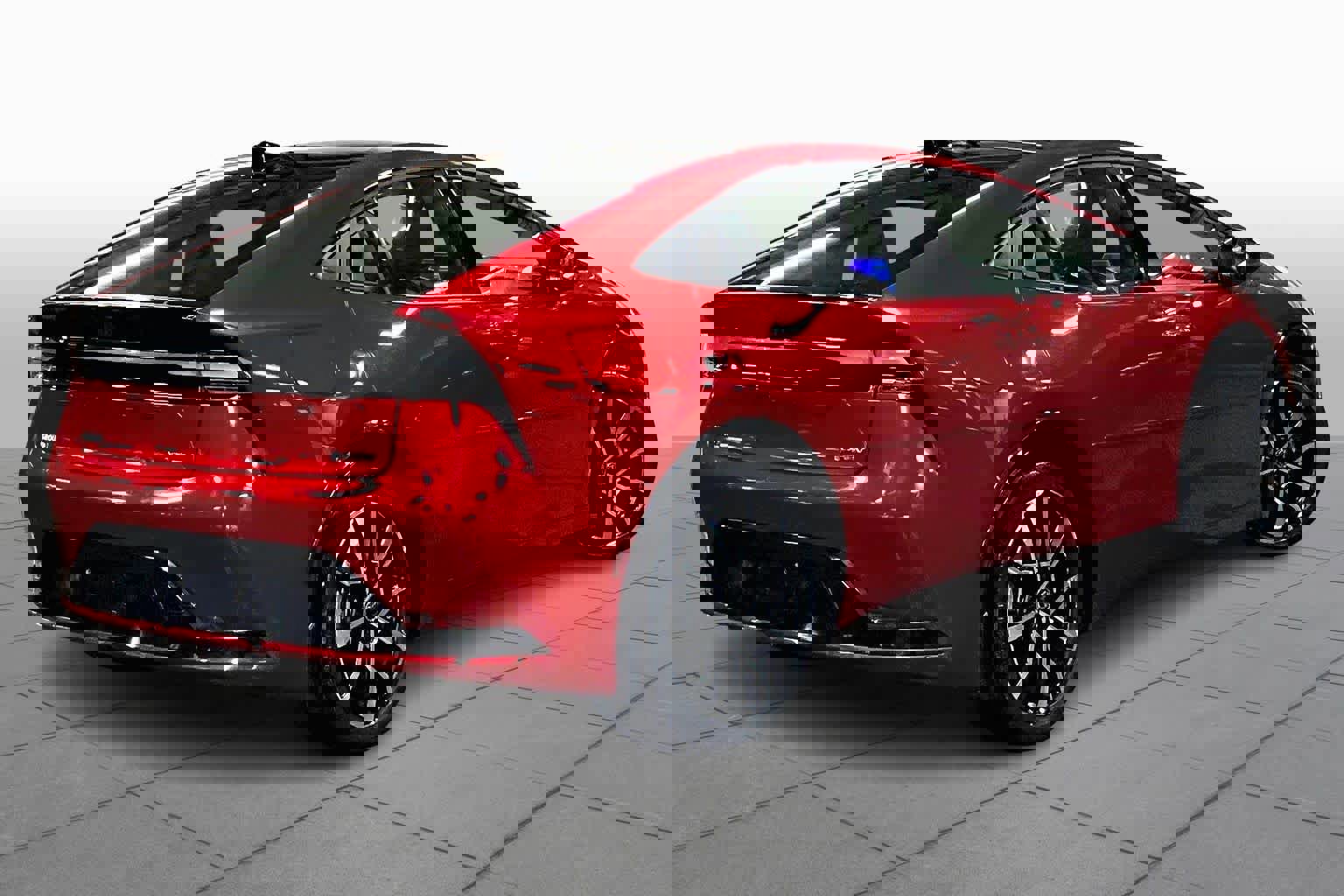 Used 2025 Toyota Prius Plug-In Hybrid image 12