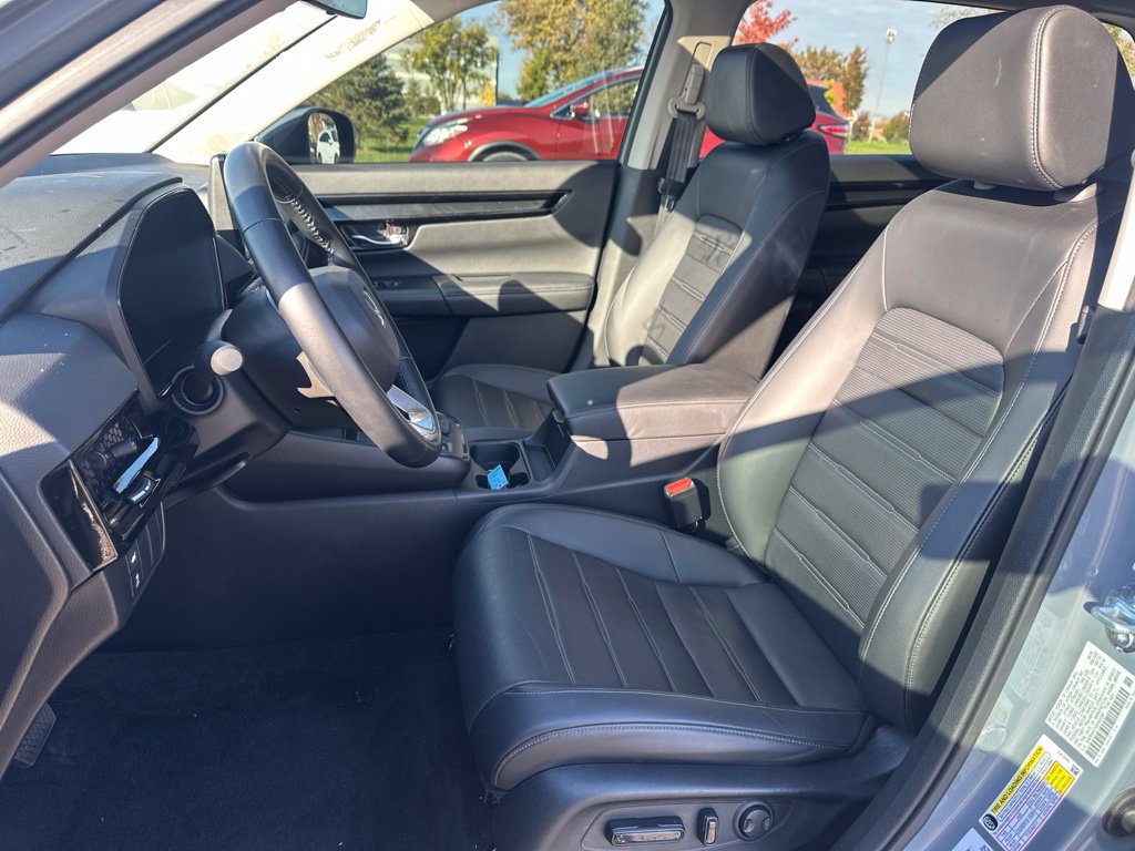 Used 2025 Honda CR-V EX-L image 15