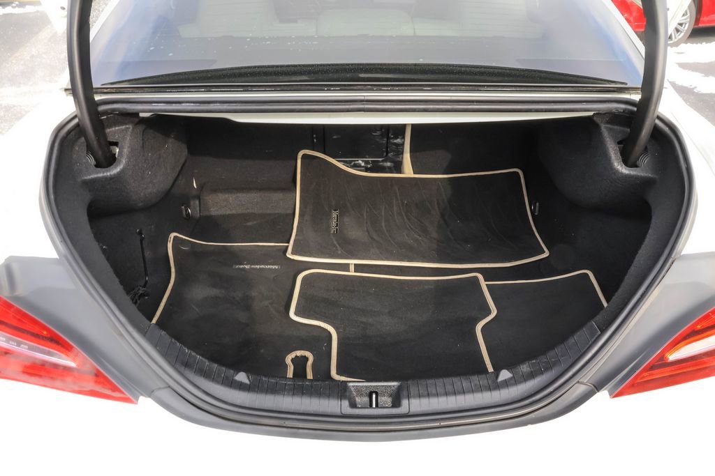 Used 2018 Mercedes-Benz CLA 250 4MATIC image 27