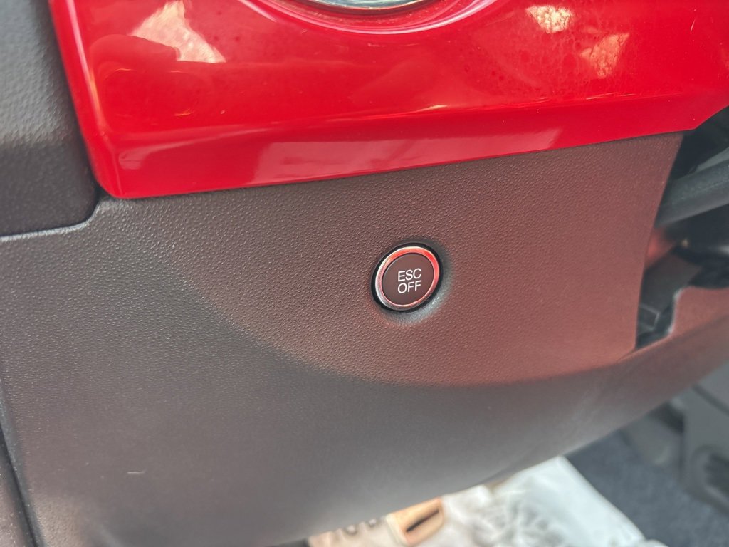 Used 2013 FIAT 500 Abarth w/ Comfort/Convenience Group image 18