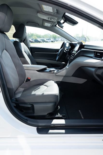 Used 2023 Toyota Camry LE FWD image 20