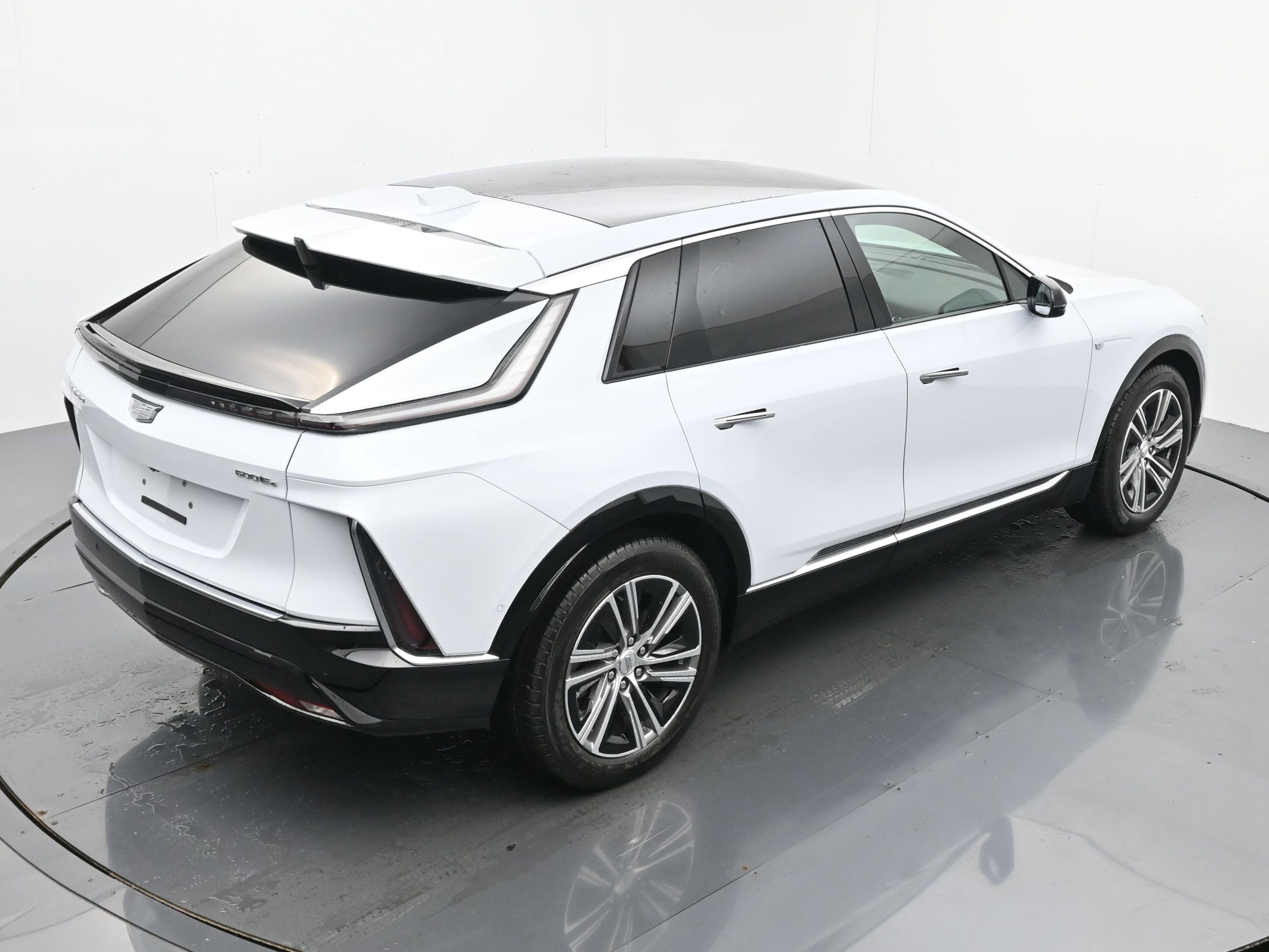 New 2026 Cadillac Lyriq Luxury image 27