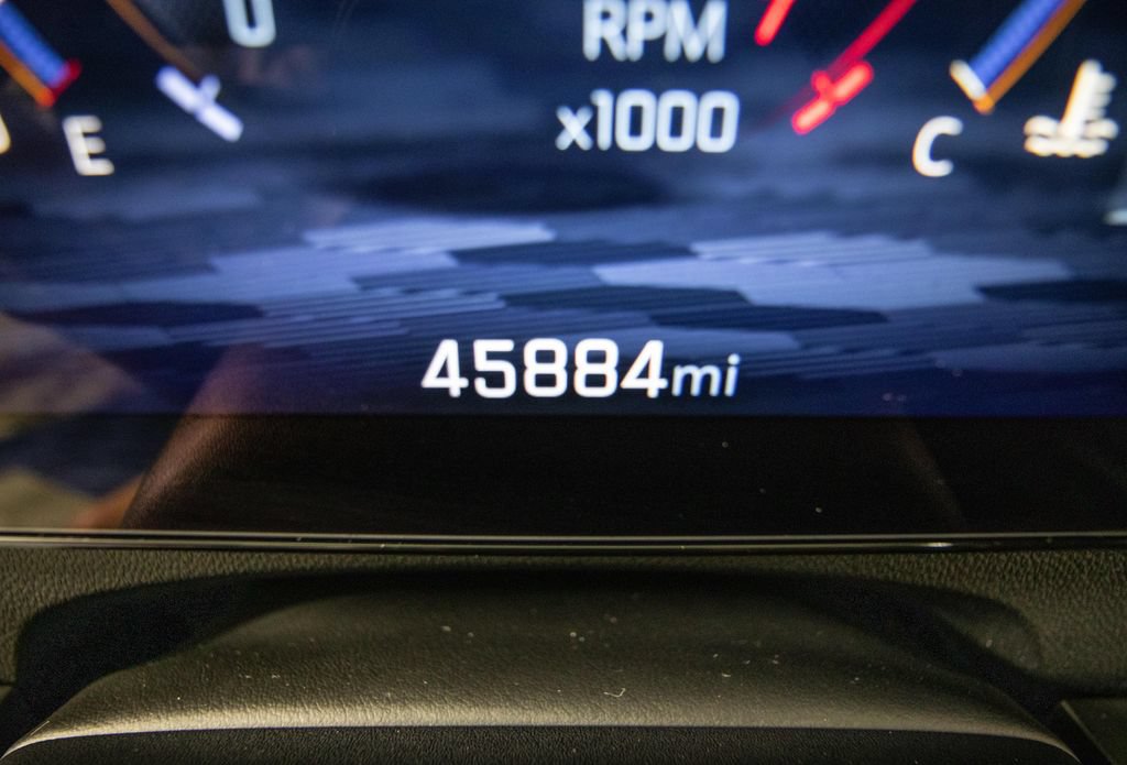 Used 2025 Chevrolet Traverse LT FWD image 25