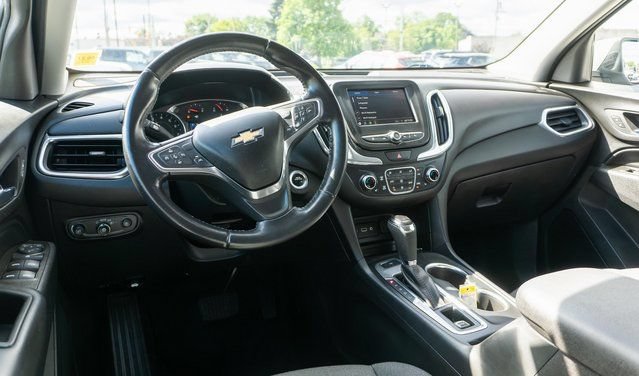 Used 2020 Chevrolet Equinox LT AWD/4WD image 12