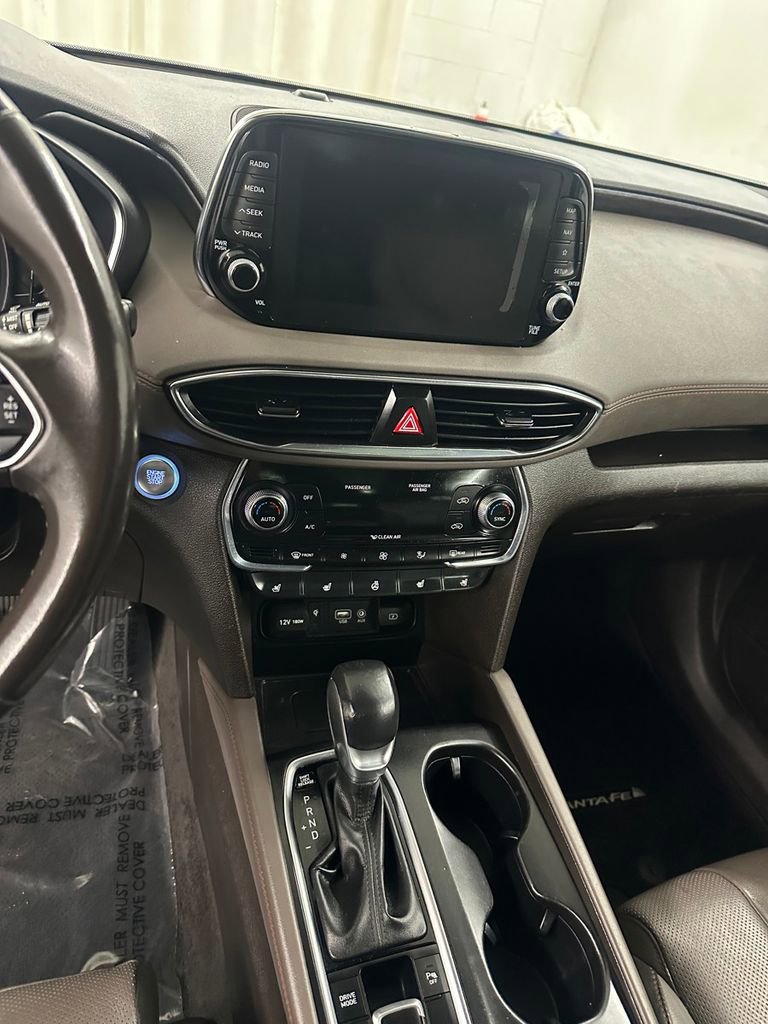 Used 2019 Hyundai Santa Fe AWD image 17
