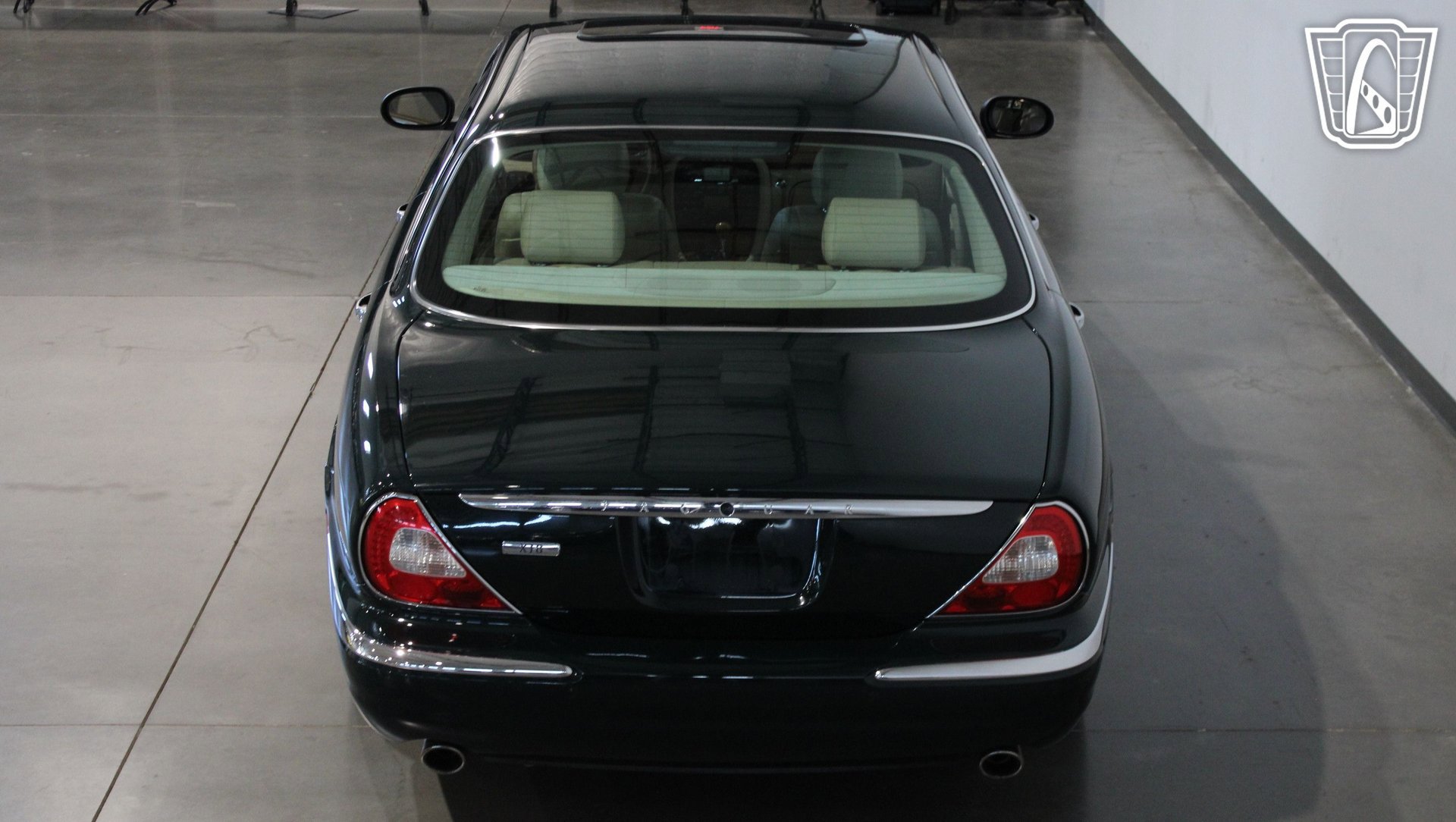 Used 2004 Jaguar XJ8 RWD image 8