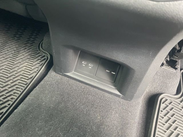 Used 2023 Volkswagen Atlas Cross Sport SEL R-Line image 21