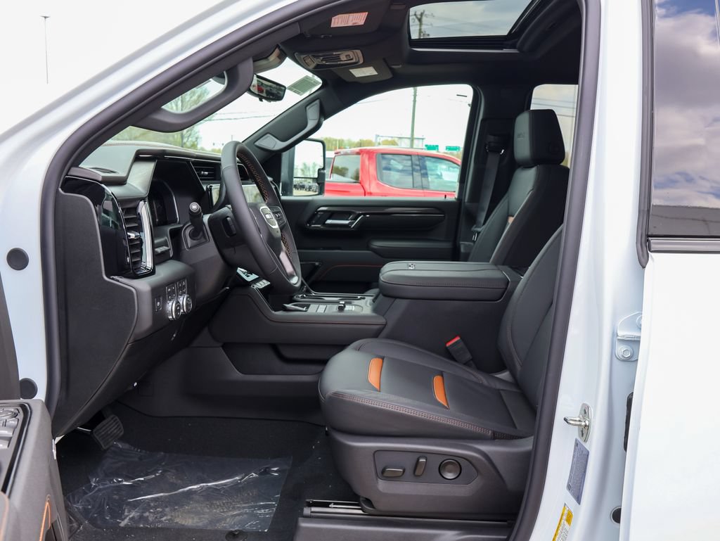 New 2026 GMC Sierra 2500 AT4 w/ AT4 Premium Plus Package AWD/4WD image 9
