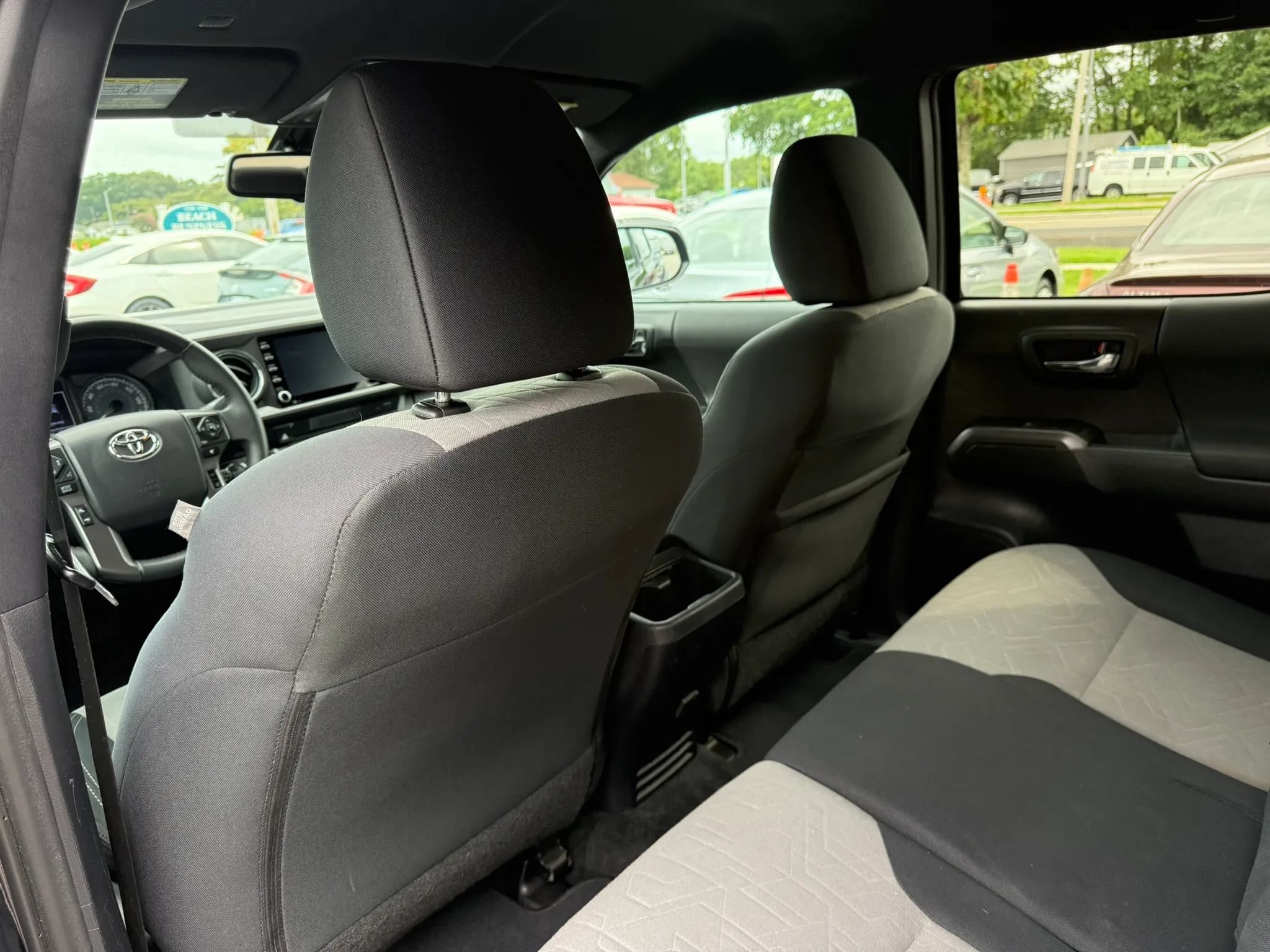 Used 2021 Toyota Tacoma TRD Off-Road AWD/4WD image 17