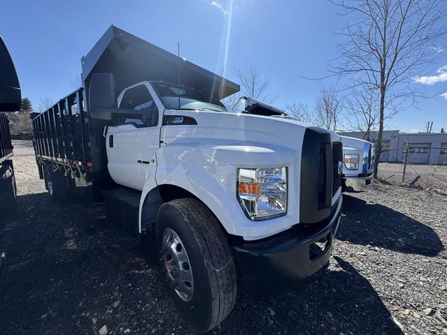 New 2025 Ford F750 2WD Regular Cab Super Duty image 3