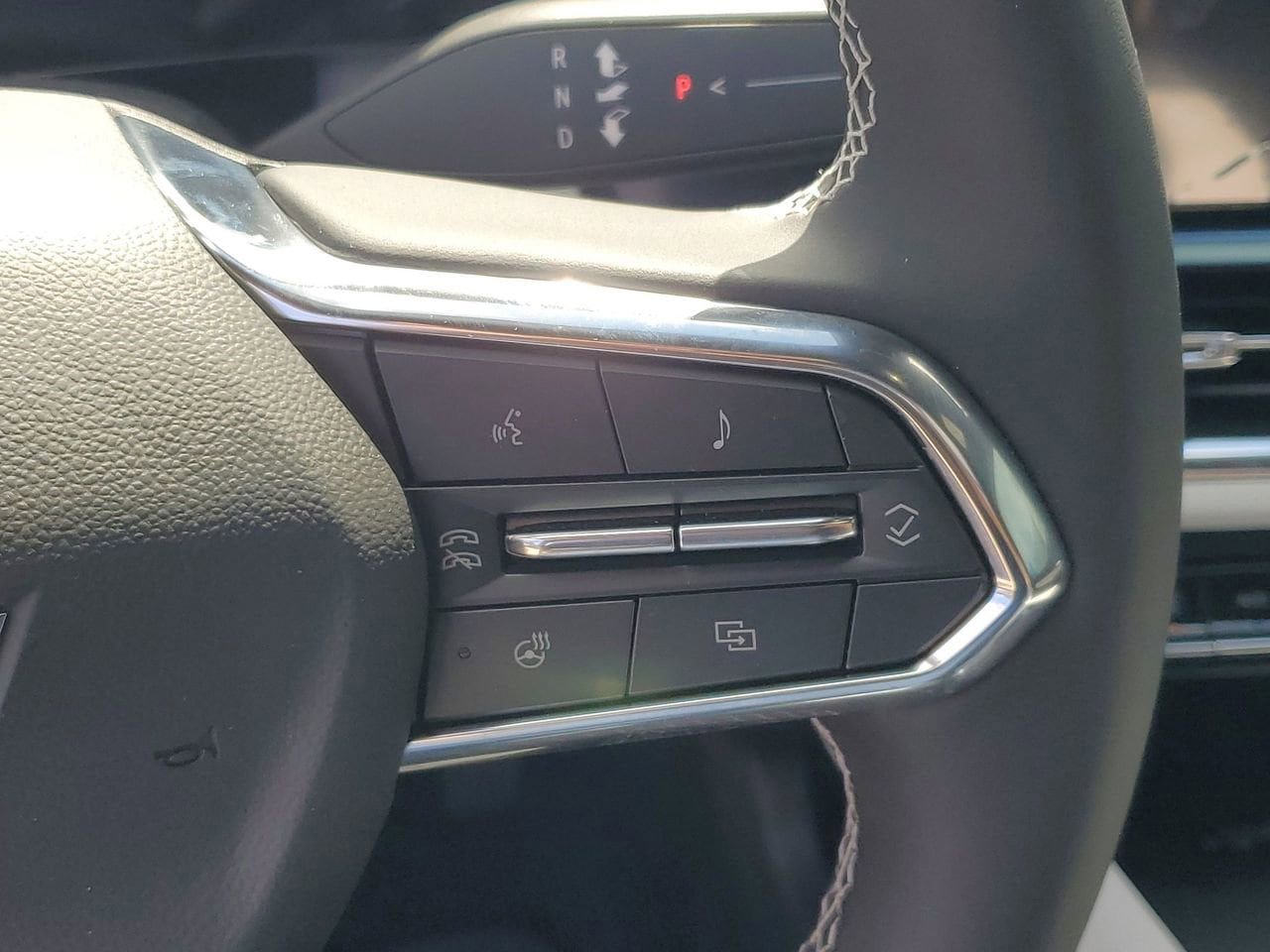 New 2025 Chevrolet Equinox EV LT FWD image 21